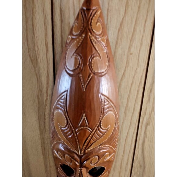 Hand Carved Wooden Decorative African Tribal Mask Love Turtle 18.5" x 5.5" - Picture 3 of 10
